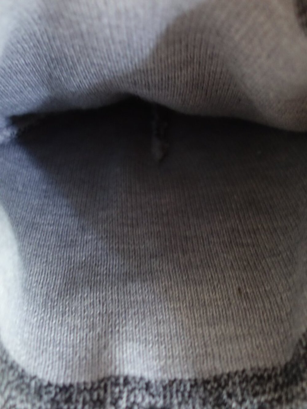 SMARTWOOL Men’s Heather Gray / Black Beanie - Picture 5 of 5